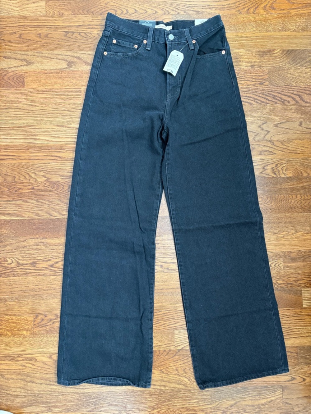 Black Levi’s Premium Ribcage Wide-Leg Jeans